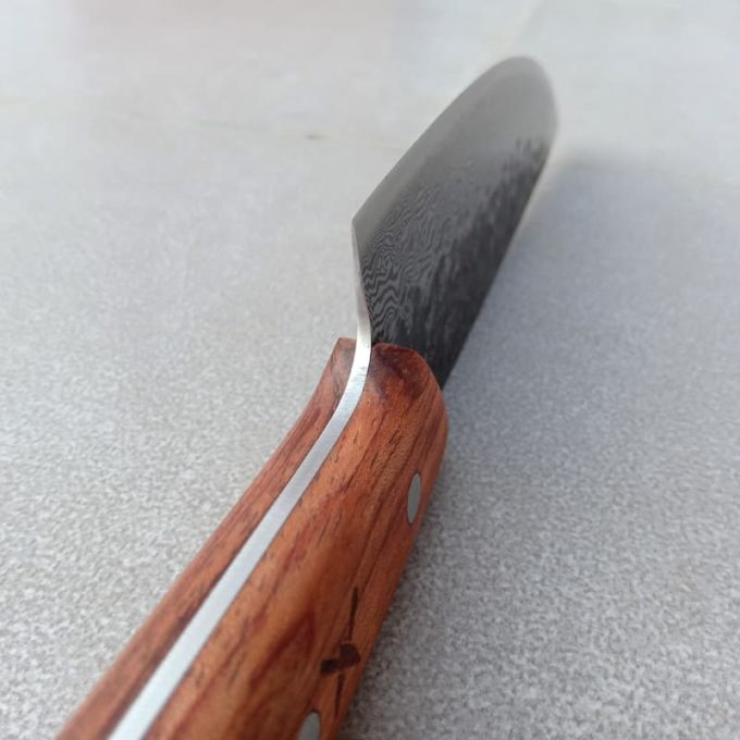 Blade edge of the pattern welded chef knife